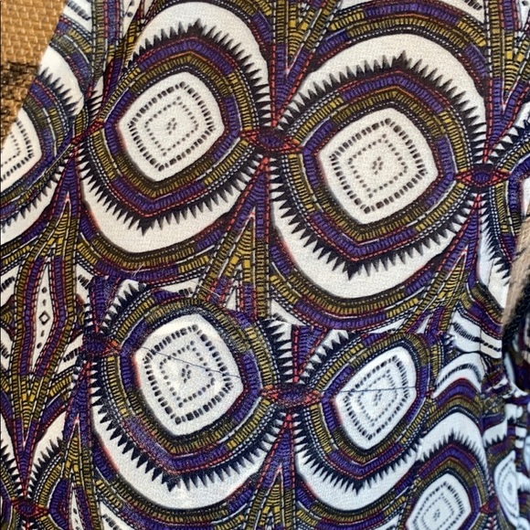 H&M Tank Top.           MY9 - Picture 3 of 6